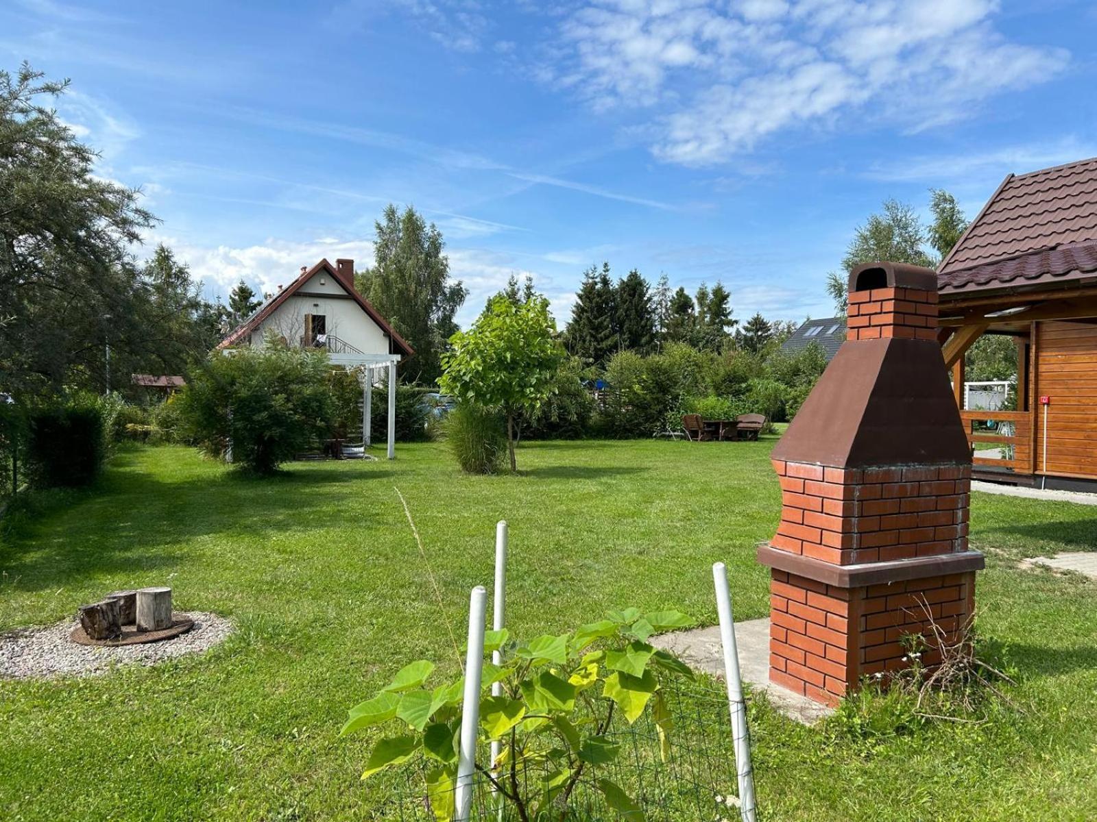 Domki Morskie Opowiesci Mikoszewo Exteriör bild